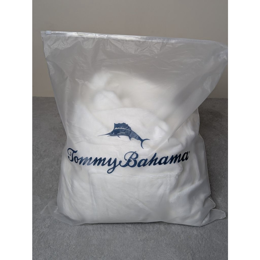 Tommy Bahama Robe Unisex One Size White New in Original Package